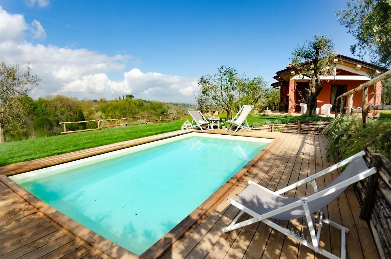 Ai Salici Villa Lari 0*,  İtalya